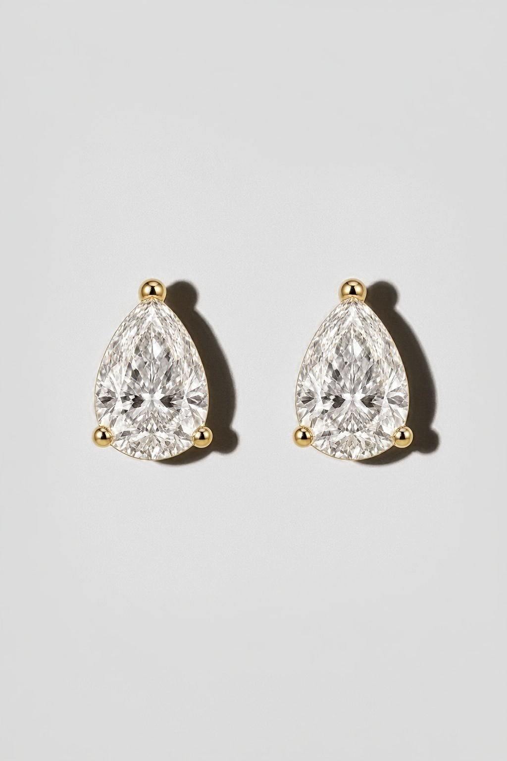 Pear Diamond Stud Earrings in 14K solid gold by Oomiay, lab grown diamond