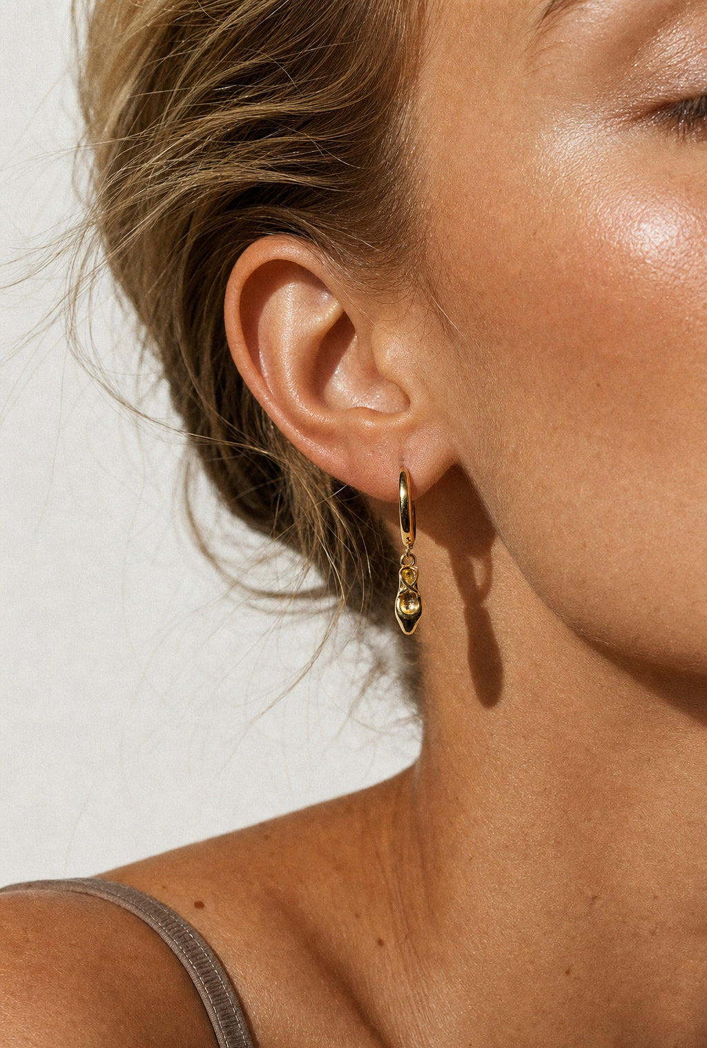 Ballet Shoe Huggie Earring