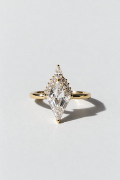 Narnia Ring Gold